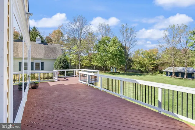 $1,785,000 | 16720 Sommertime Lane, Paeonian Springs, VA 20129