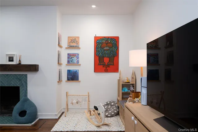 $325,000 | 2 Park Lane, Unit 5E, Mount Vernon, NY 10552