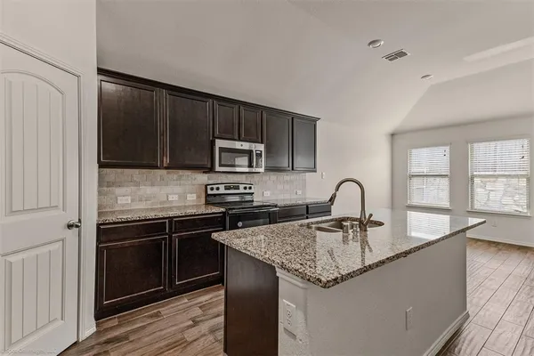 $294,000 | 1029 North Churchill Drive, Fate, TX 75189
