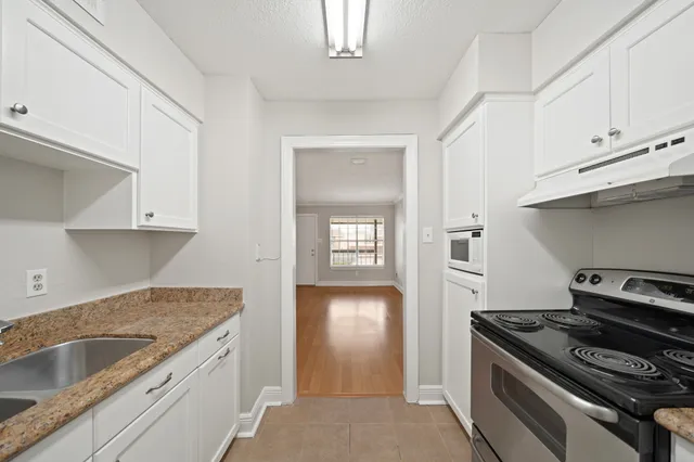 $1,200 | 845 Augusta Drive, Unit 48, Houston, TX 77057