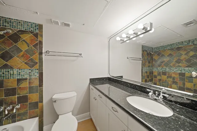 $1,200 | 845 Augusta Drive, Unit 48, Houston, TX 77057