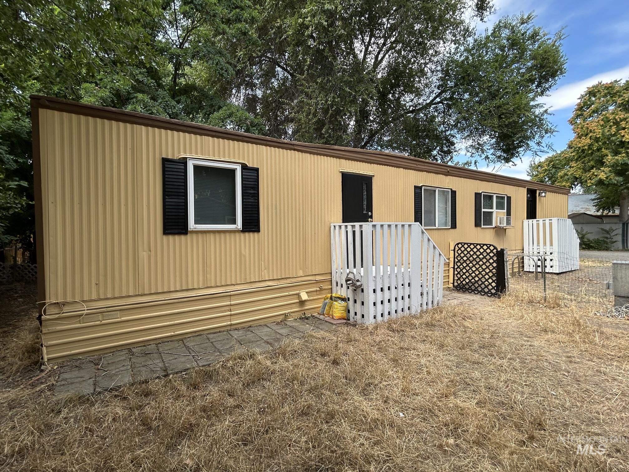 1383 Fair Street, Unit 5 Clarkston, WA 99403 - Photo 2 of 18