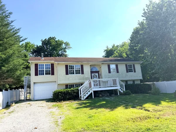 $165,000 | 912 Glenn Avenue, Carterville, IL 62918
