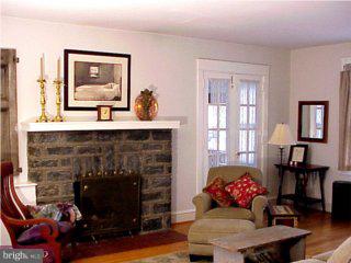 809 Valley Road Havertown, PA 19083 - Photo 2 of 6