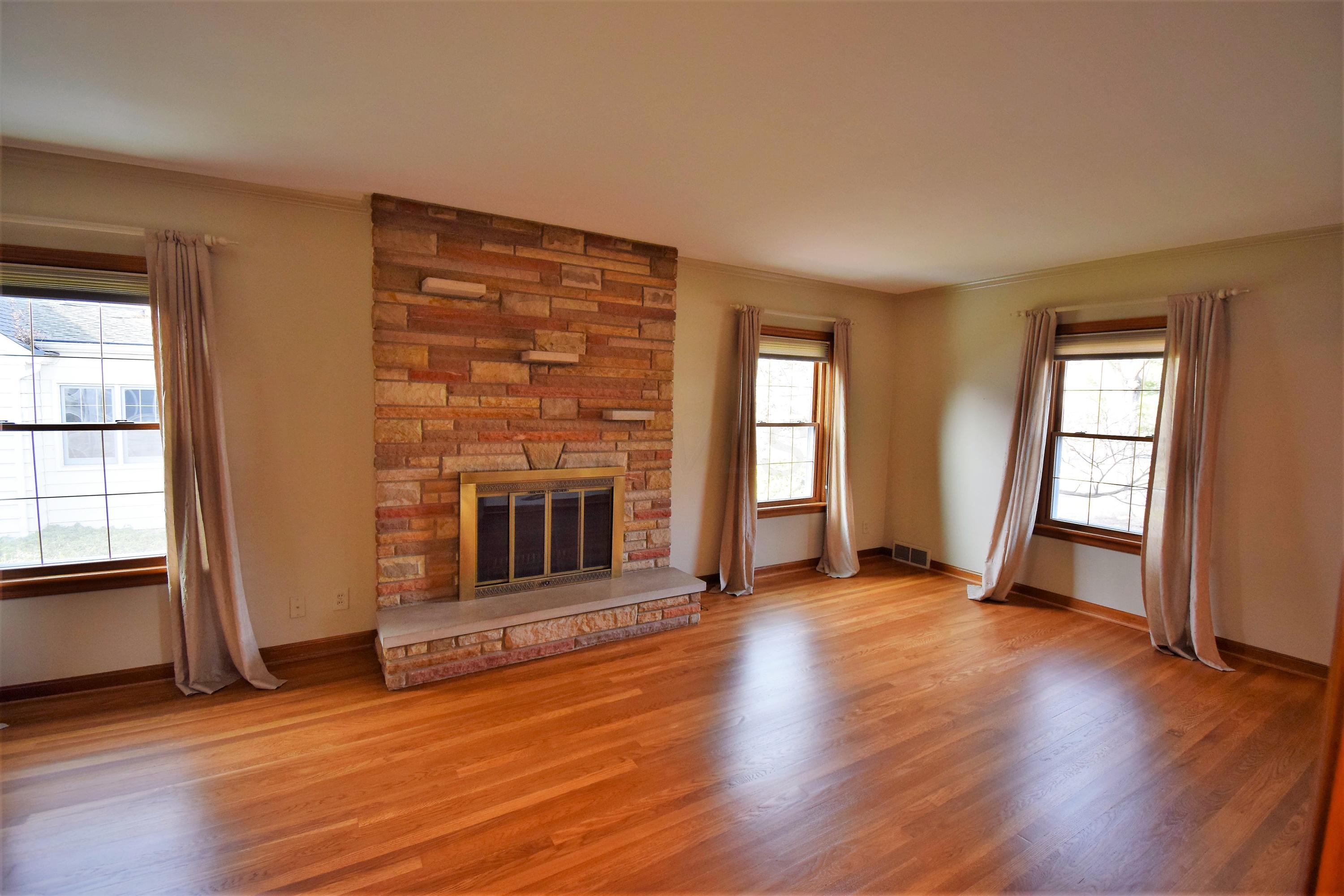 303 Fallis Road Columbus, OH 43214 - Photo 5 of 31 Gallery Image 5