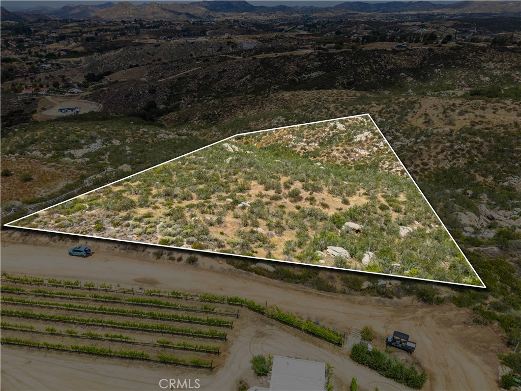 1 Gray Squirrel Road Temecula, CA 92592 - Photo 3 of 34