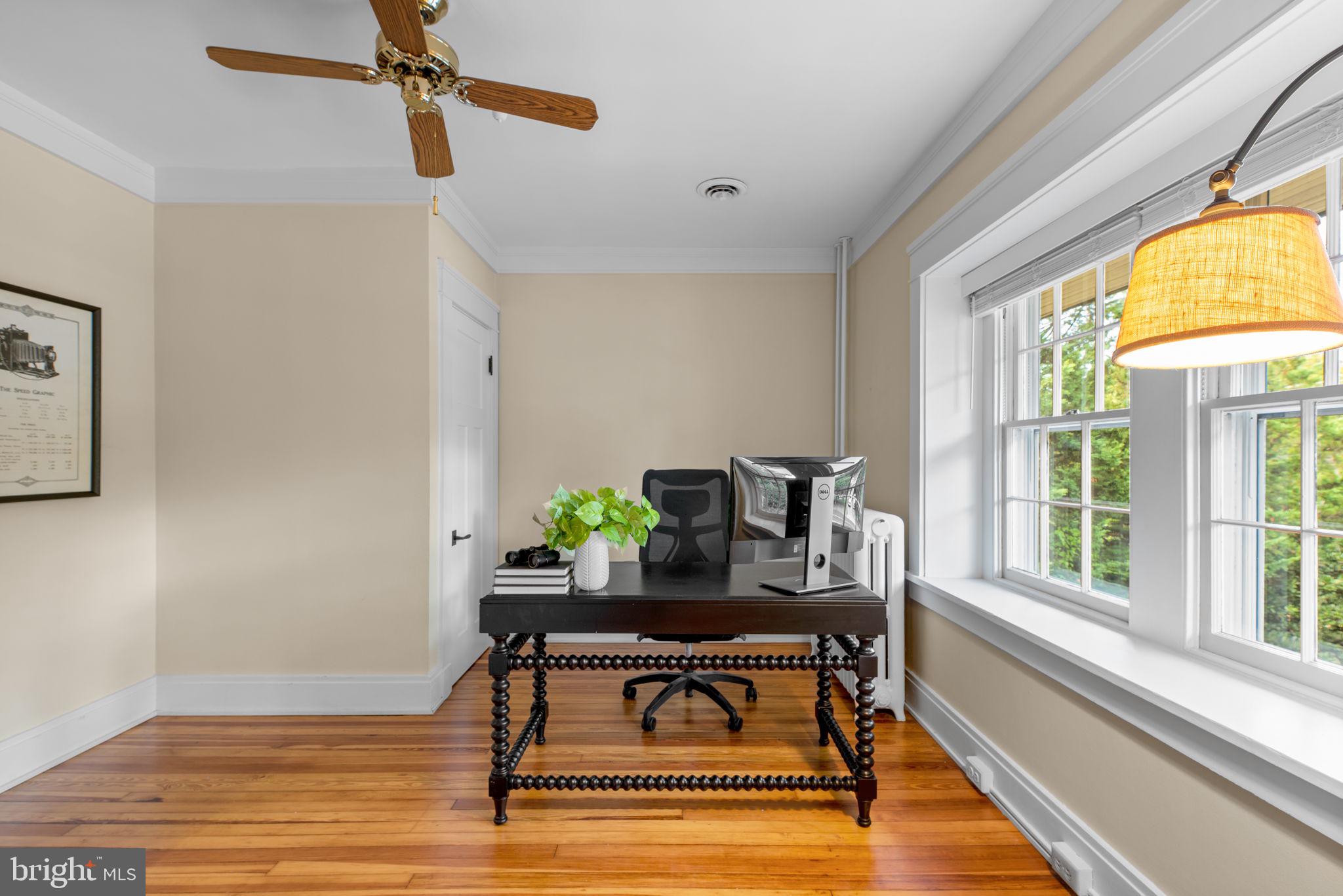 1703 Frederick Road Baltimore, MD 21228 - Photo 33 of 71 Flexible space - sitting rm, office, dressing rm