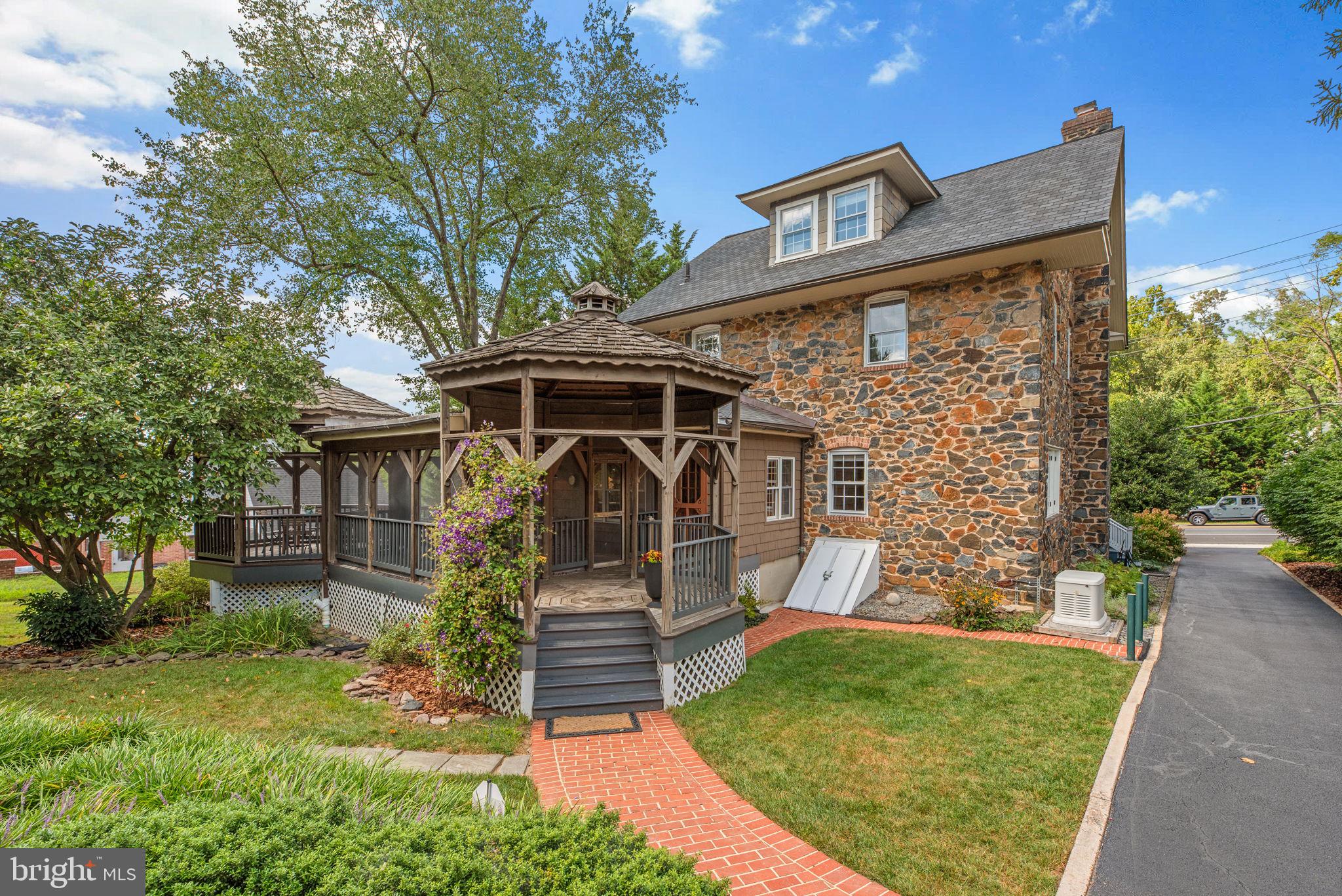 1703 Frederick Road Baltimore, MD 21228 - Photo 50 of 71 Covered porch and walkways