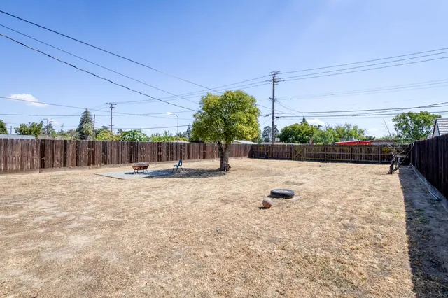 $285,000 | 119 West Eden Avenue, Fresno, CA 93706