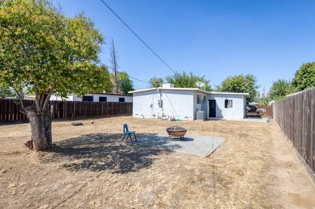 $285,000 | 119 West Eden Avenue, Fresno, CA 93706