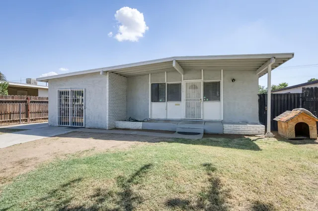$285,000 | 119 West Eden Avenue, Fresno, CA 93706