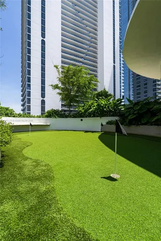 $9,450 | 700 Northeast 24th Street, Unit 1706, Miami, FL 33137