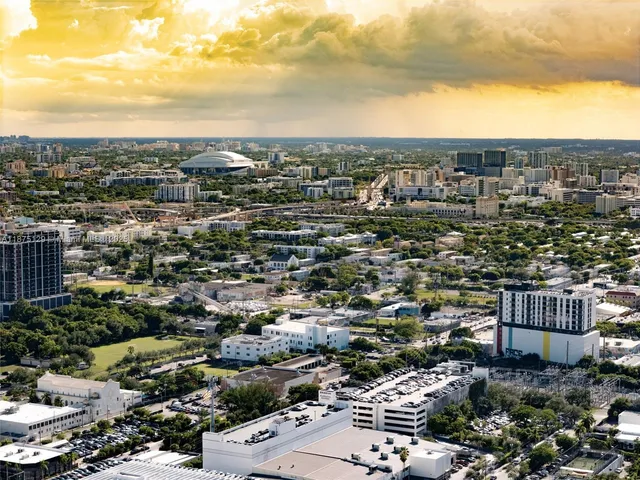 $9,450 | 700 Northeast 24th Street, Unit 1706, Miami, FL 33137