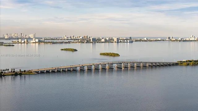 $9,450 | 700 Northeast 24th Street, Unit 1706, Miami, FL 33137