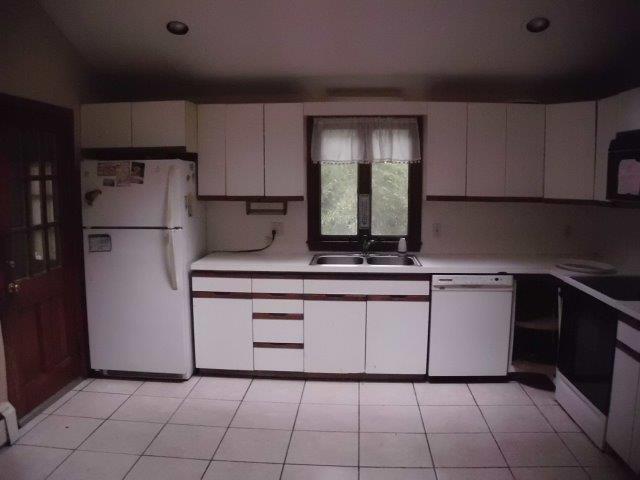 1225 Shootflying Hill Road Centerville, MA 02632 - Photo 11 of 16 DSCI4272