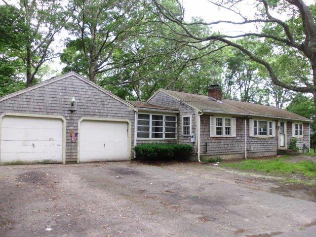 1225 Shootflying Hill Road Centerville, MA 02632 - Photo 2 of 16 DSCI4264
