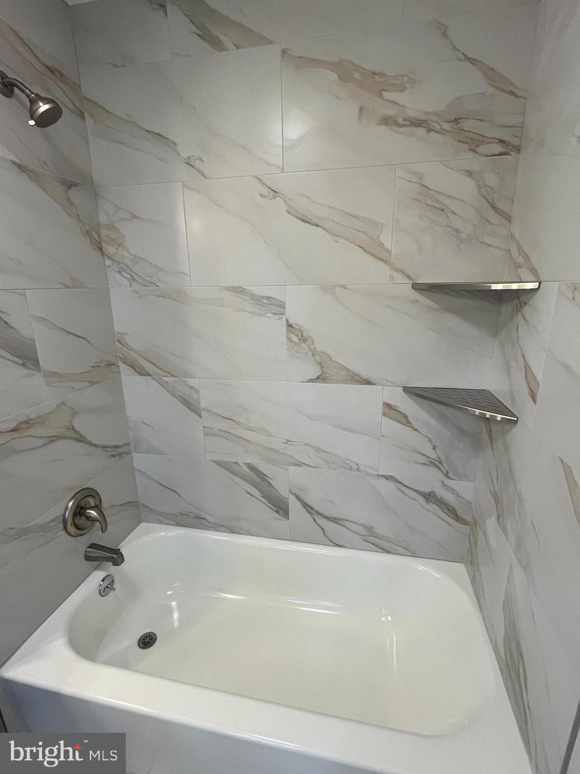 105 Mecray Lane Maple Shade, NJ 08052 - Photo 31 of 32 a bathroom with a tub