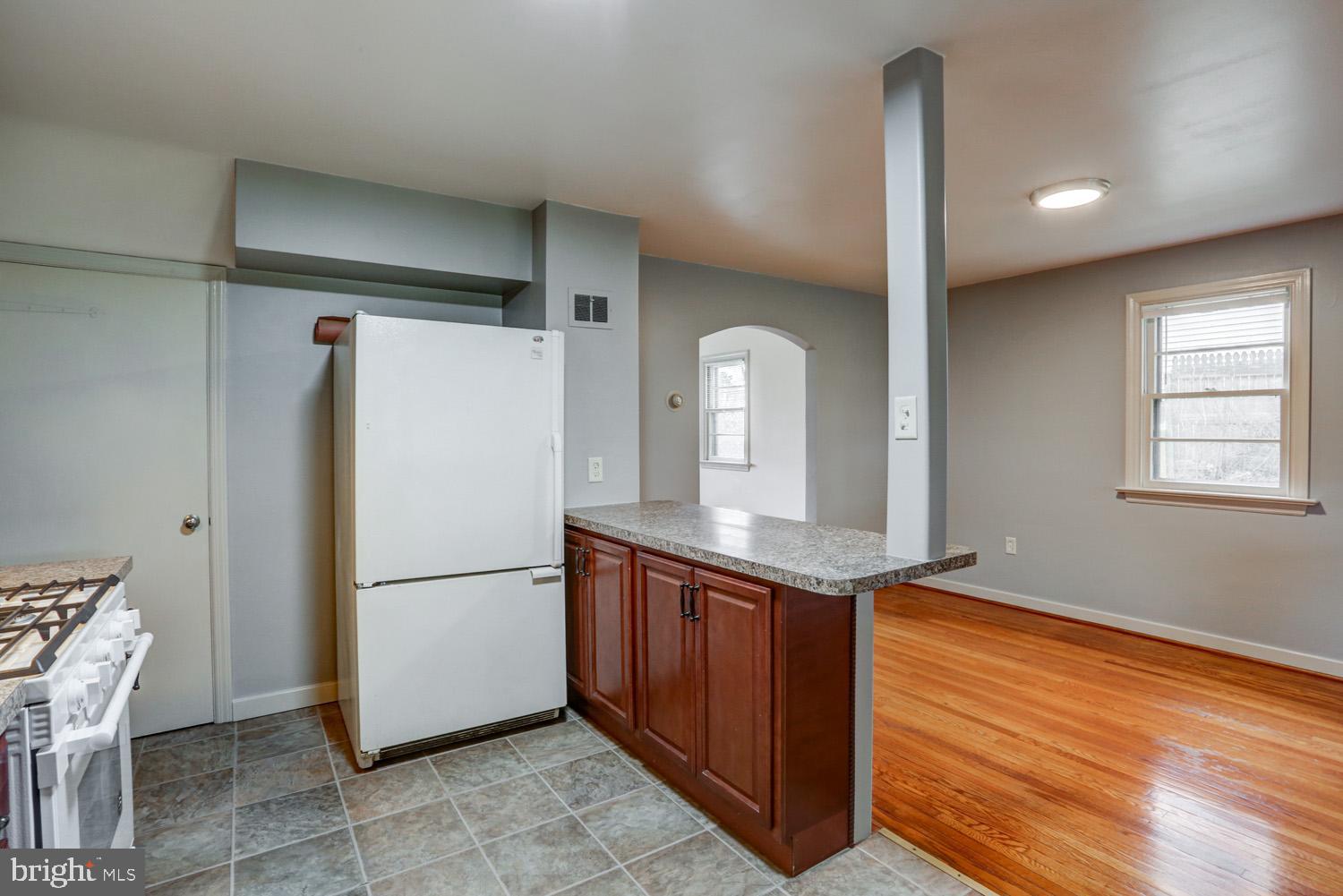 185 Charles Road Lancaster, PA 17603 - Photo 13 of 28 Gallery Image 13