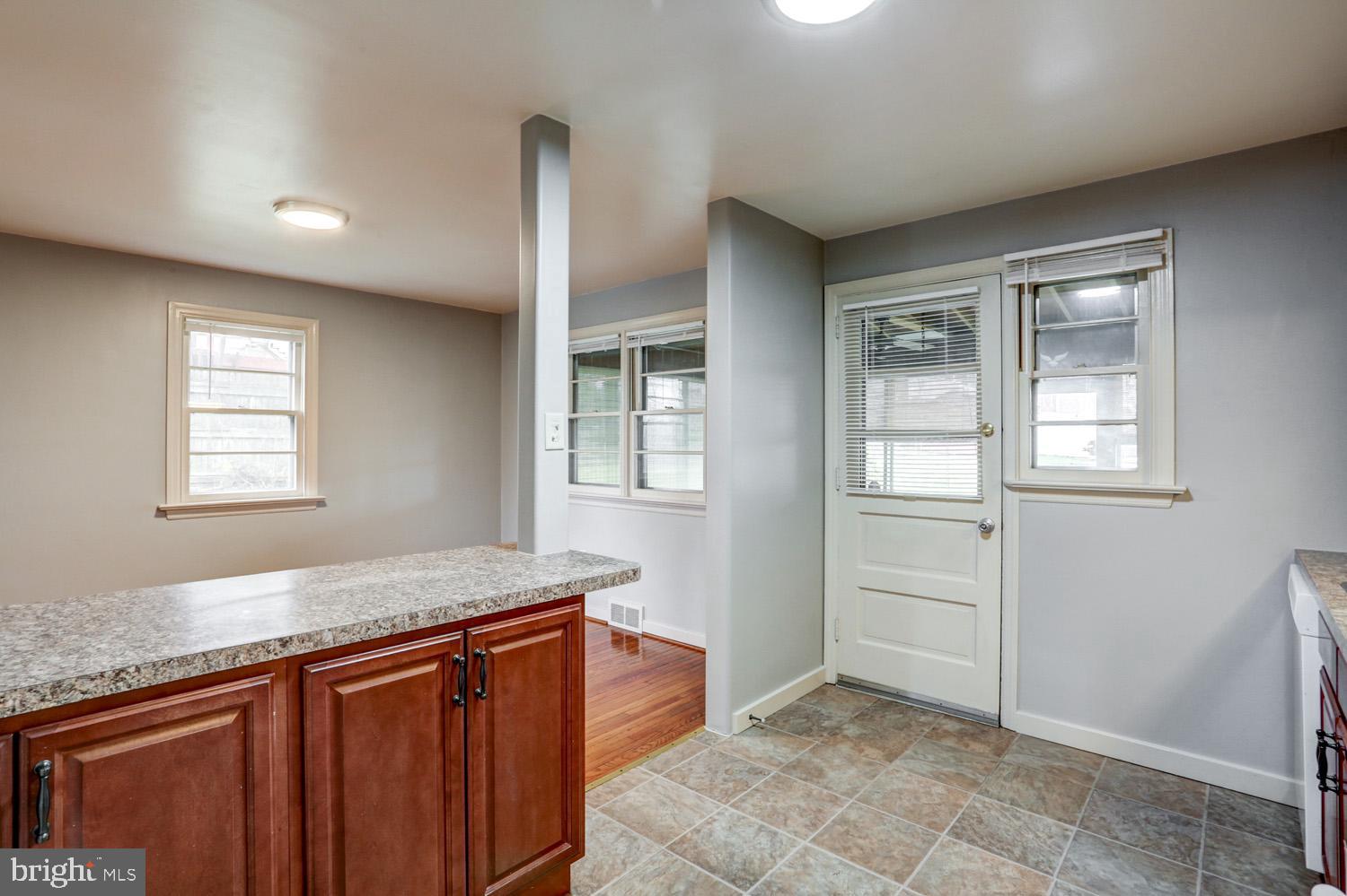 185 Charles Road Lancaster, PA 17603 - Photo 14 of 28 Gallery Image 14