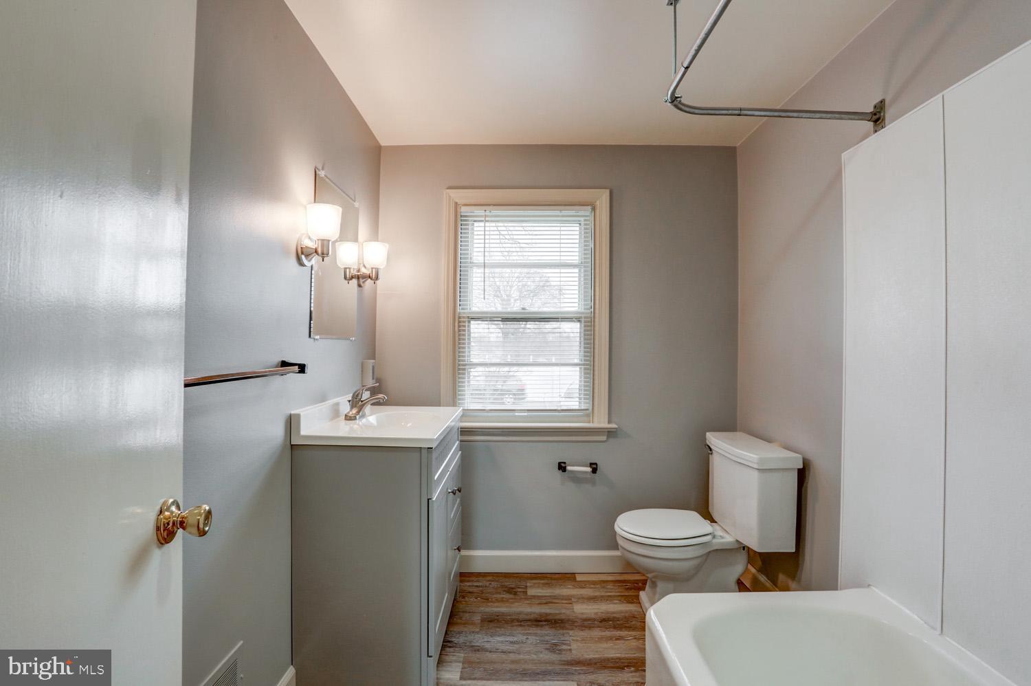 185 Charles Road Lancaster, PA 17603 - Photo 16 of 28 Gallery Image 16