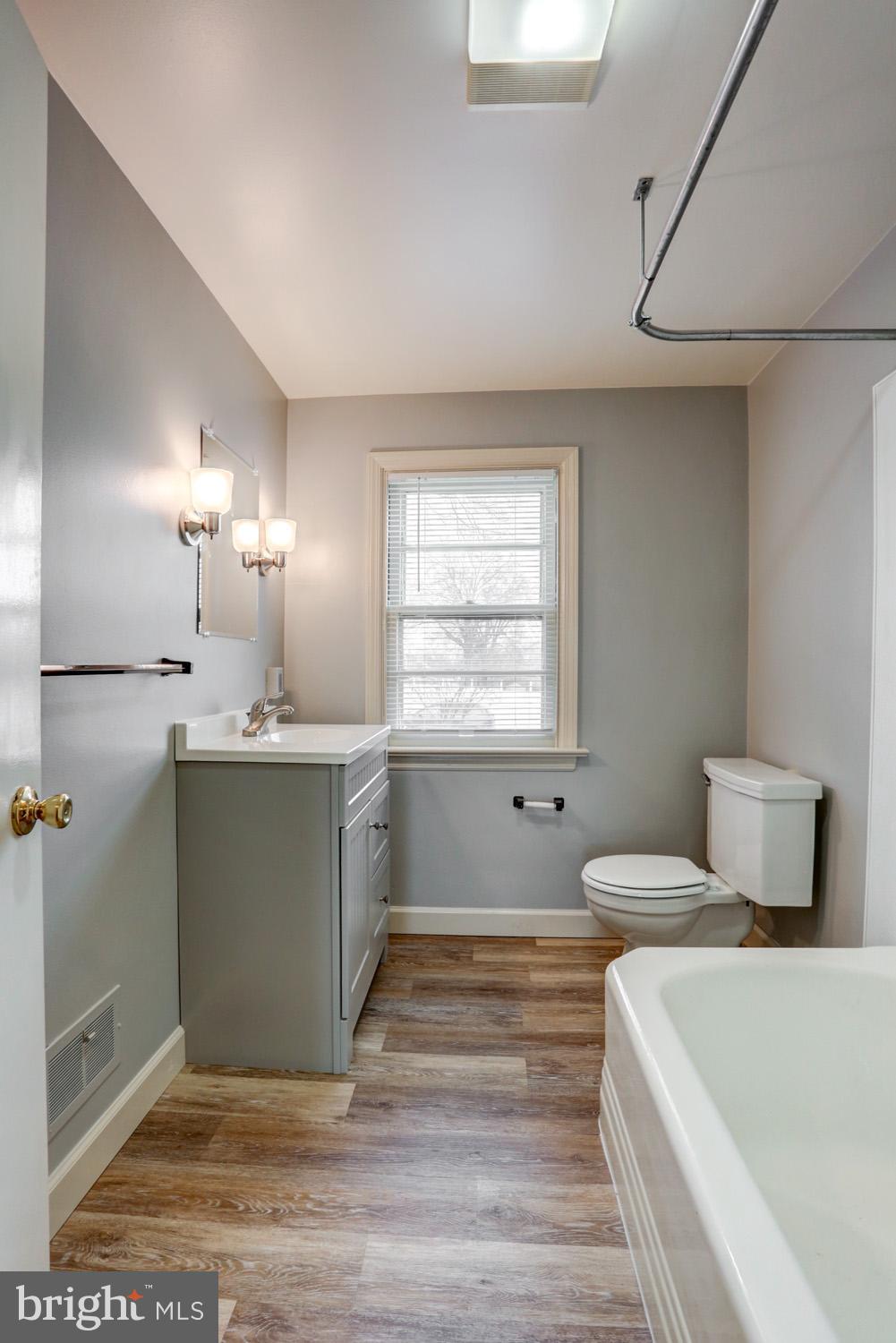 185 Charles Road Lancaster, PA 17603 - Photo 17 of 28 Gallery Image 17
