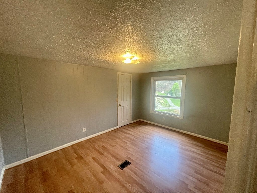 4377 Fries Road Galax, VA 24333 - Photo 19 of 25 Gallery Image 19