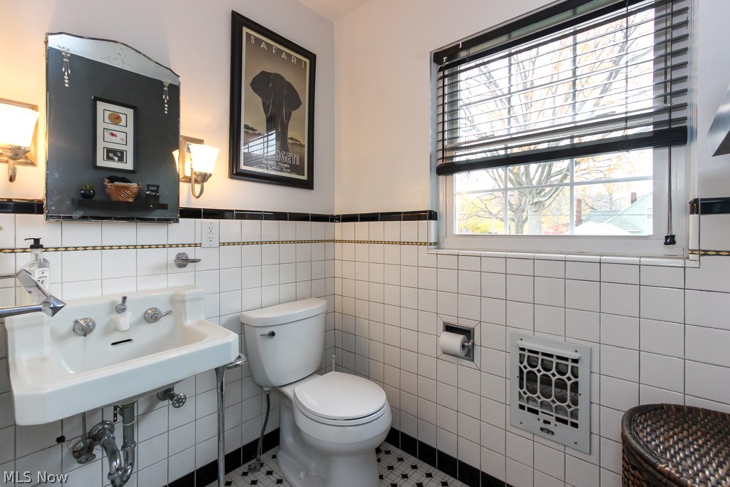 4632 Broadale Road Cleveland, OH 44109 - Photo 22 of 35 Gallery Image 22