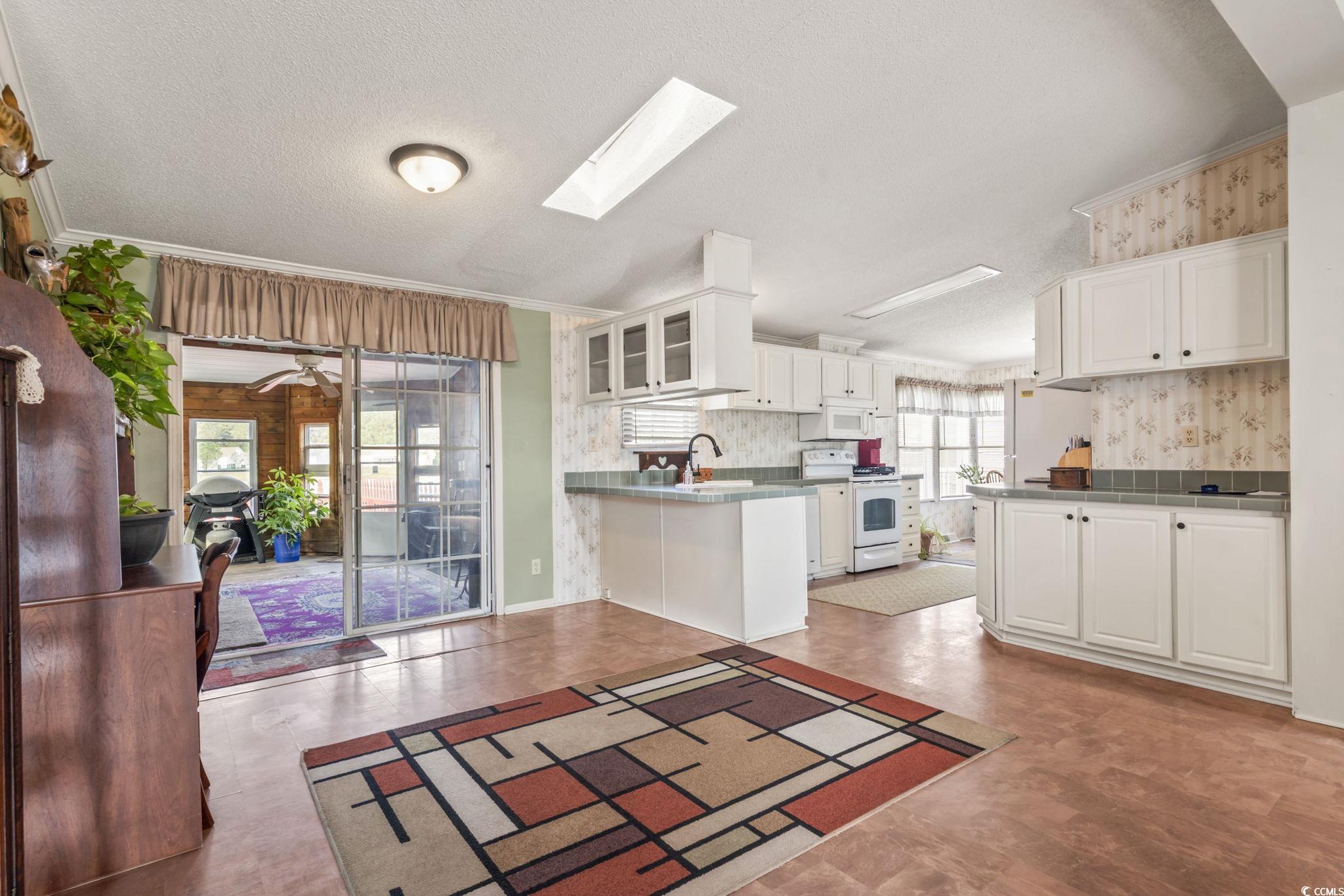 206 Weyburn Street Myrtle Beach, SC 29579 - Photo 7 of 38
