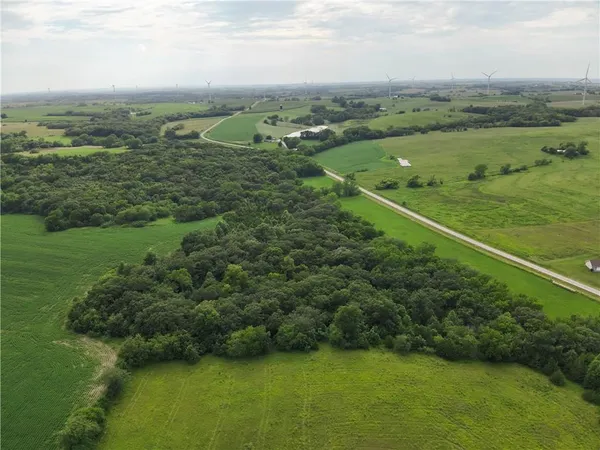 $319,000 | Jj Highway, Hopkins, MO 64461