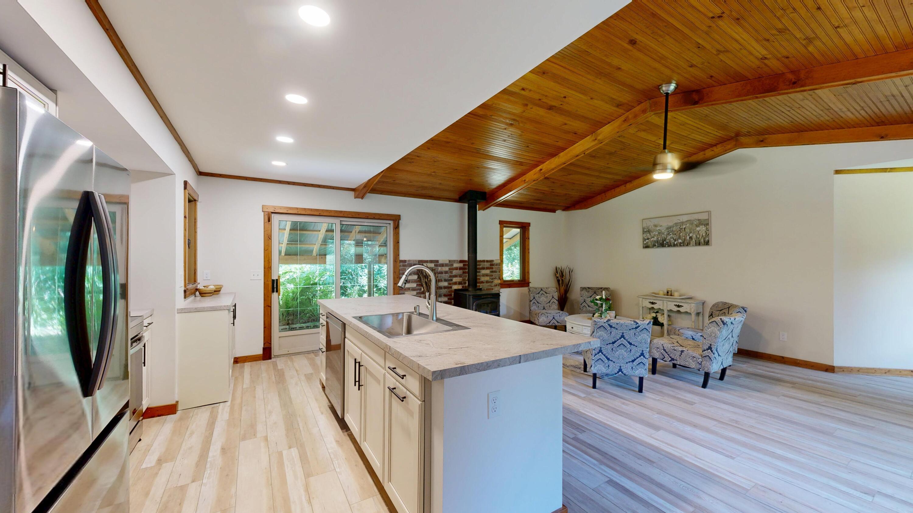E13992 Jug Creek Road Stark, WI 54639 - Photo 5 of 47 Kitchen