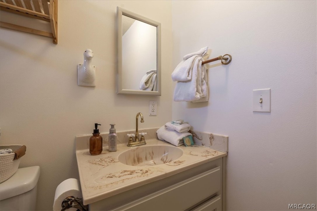 1231 Ridge Road Fawnskin, CA 92333 - Photo 20 of 34