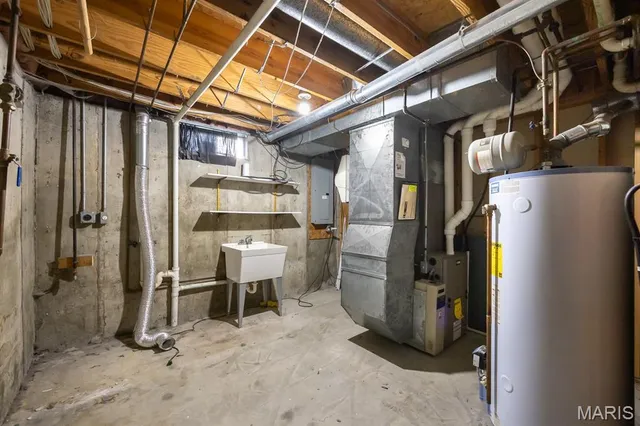 $355,000 | 809 East Deer Creek Road, O'Fallon, IL 62269