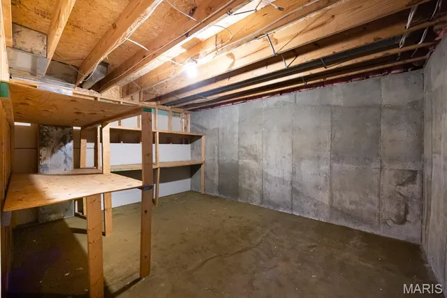 $355,000 | 809 East Deer Creek Road, O'Fallon, IL 62269