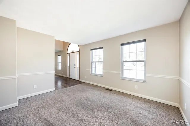 $355,000 | 809 East Deer Creek Road, O'Fallon, IL 62269