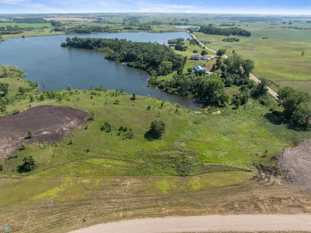 $190,000 | 26147 154th Avenue South, Barnesville, MN 56514