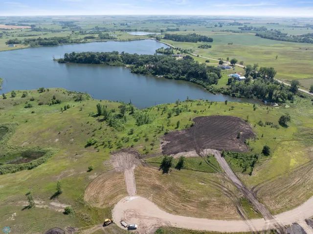 $190,000 | 26147 154th Avenue South, Barnesville, MN 56514