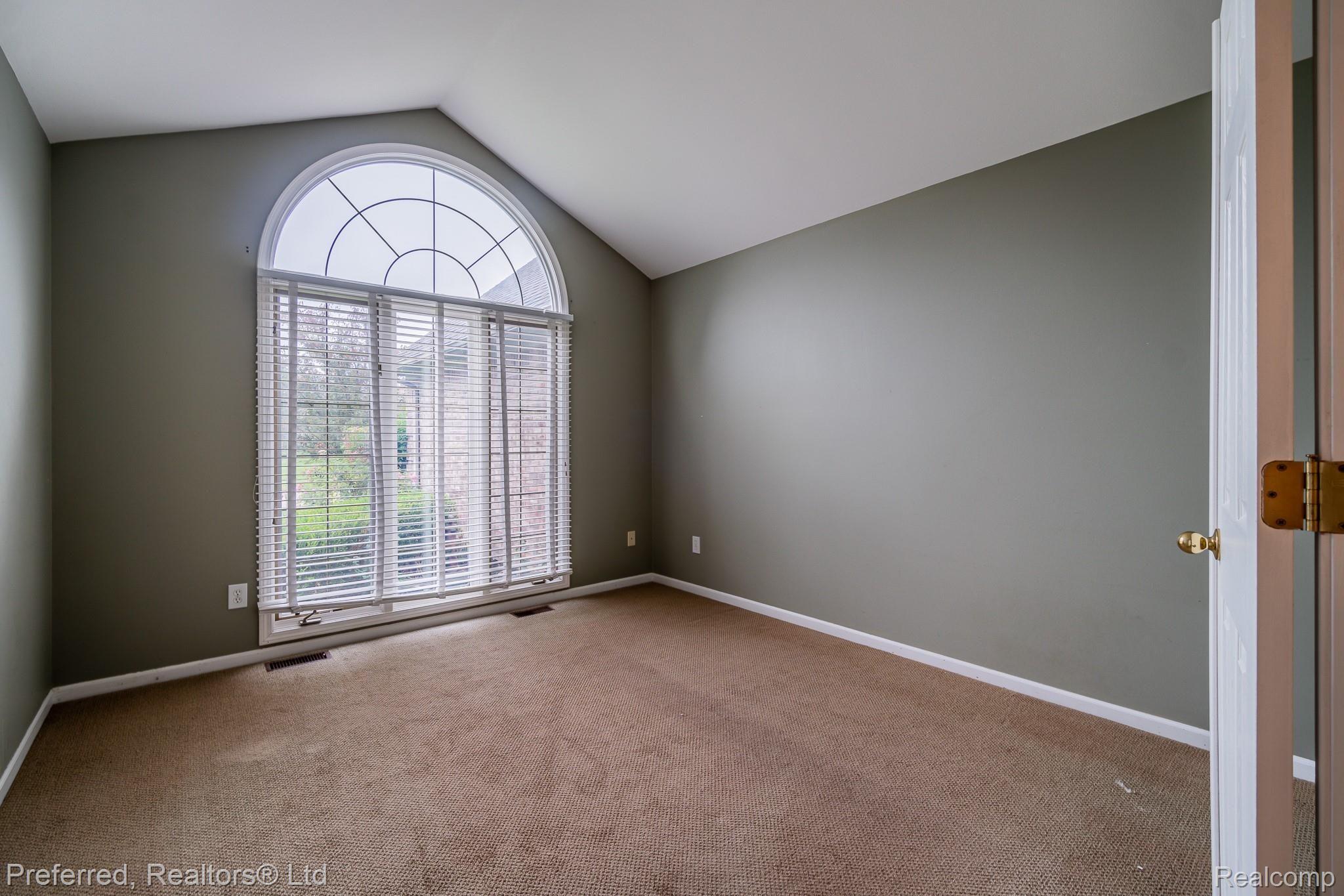 45358 Lothrop Road Canton, MI 48188 - Photo 7 of 49 Lothrop-08.jpg