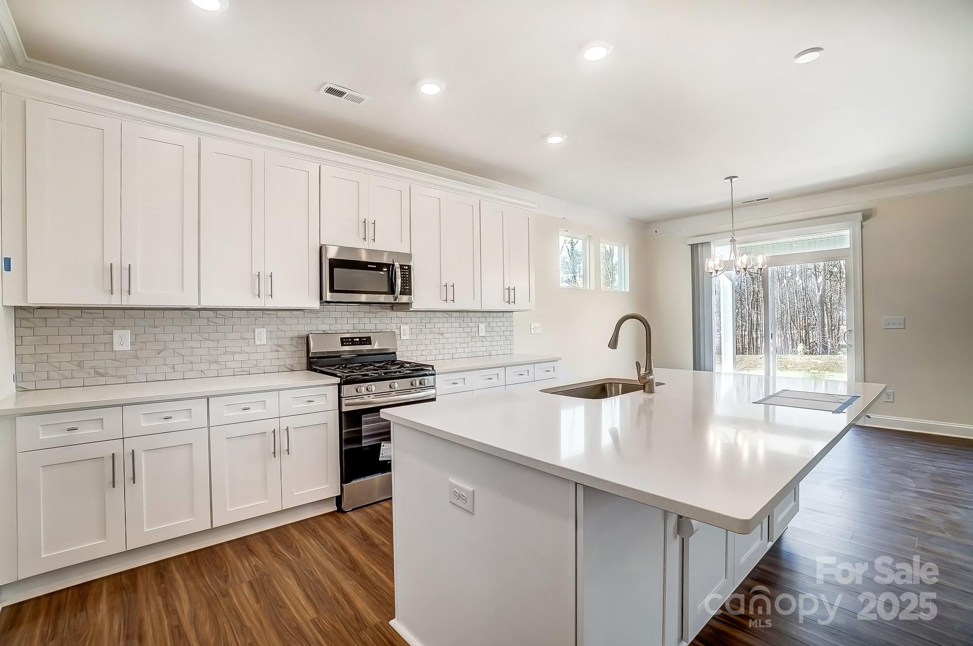 8708 Frank Grier Road, Unit 53 Charlotte, NC 28215 - Photo 12 of 43 Gallery Image 12