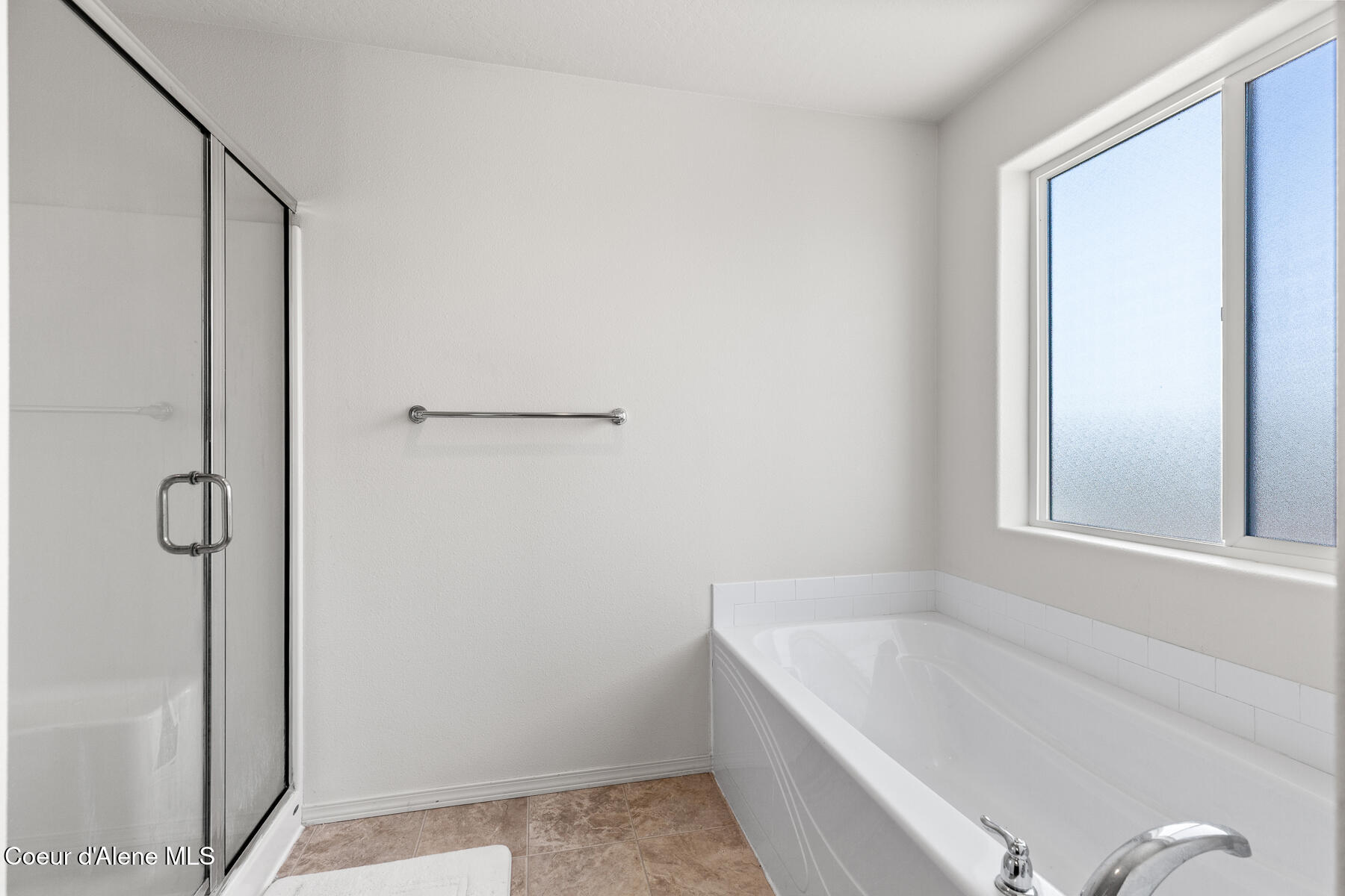 6104 West Alliance Street Rathdrum, ID 83858 - Photo 17 of 27 Master Suite