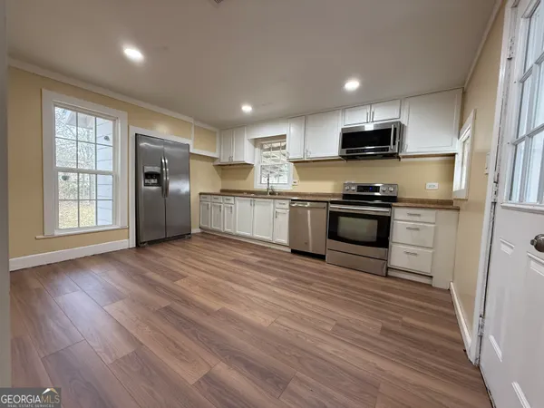 a close view of stove