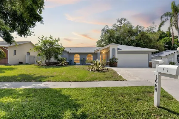$689,000 | 1668 Allens Ridge Drive North, Palm Harbor, FL 34683