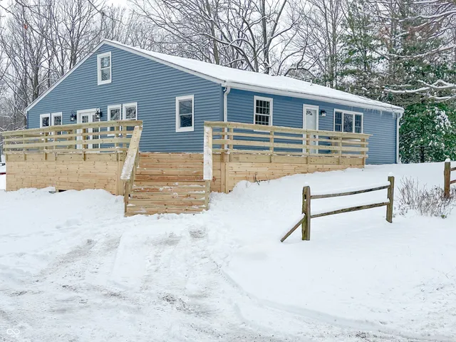 $439,000 | 6225 East 300 South, Greenfield, IN 46140