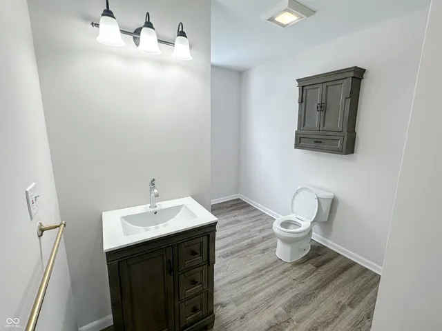 $439,000 | 6225 East 300 South, Greenfield, IN 46140