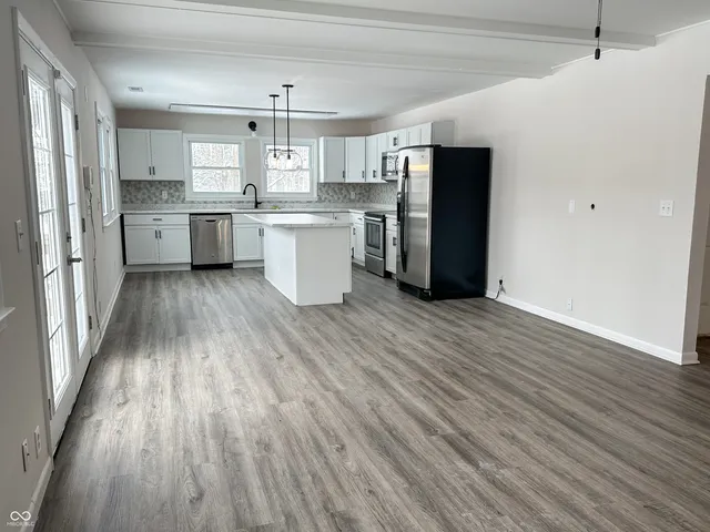 $439,000 | 6225 East 300 South, Greenfield, IN 46140