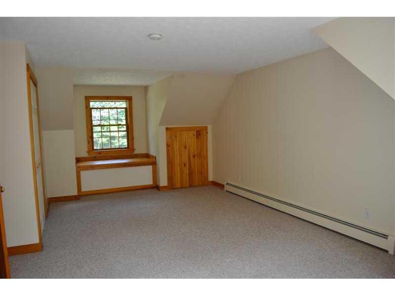 2 Old Cluff Road Kennebunkport, ME 04046 - Photo 8 of 14 Bedroom.