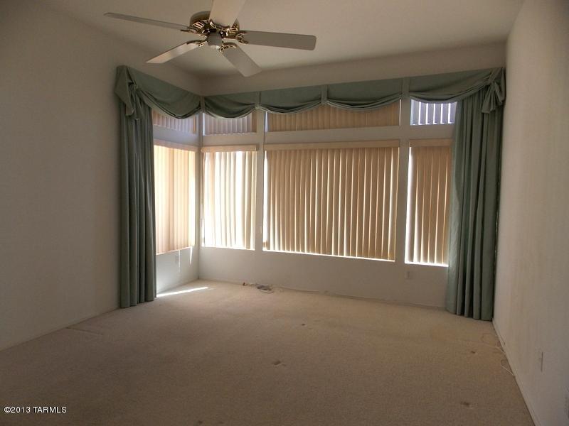 1686 East Crown Ridge Way Tucson, AZ 85755 - Photo 23 of 46