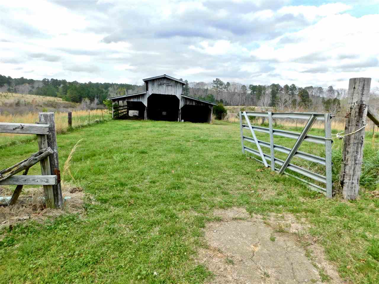 1281 Highway 356 Rienzi, MS 38865 - Photo 2 of 25 Gallery Image 2