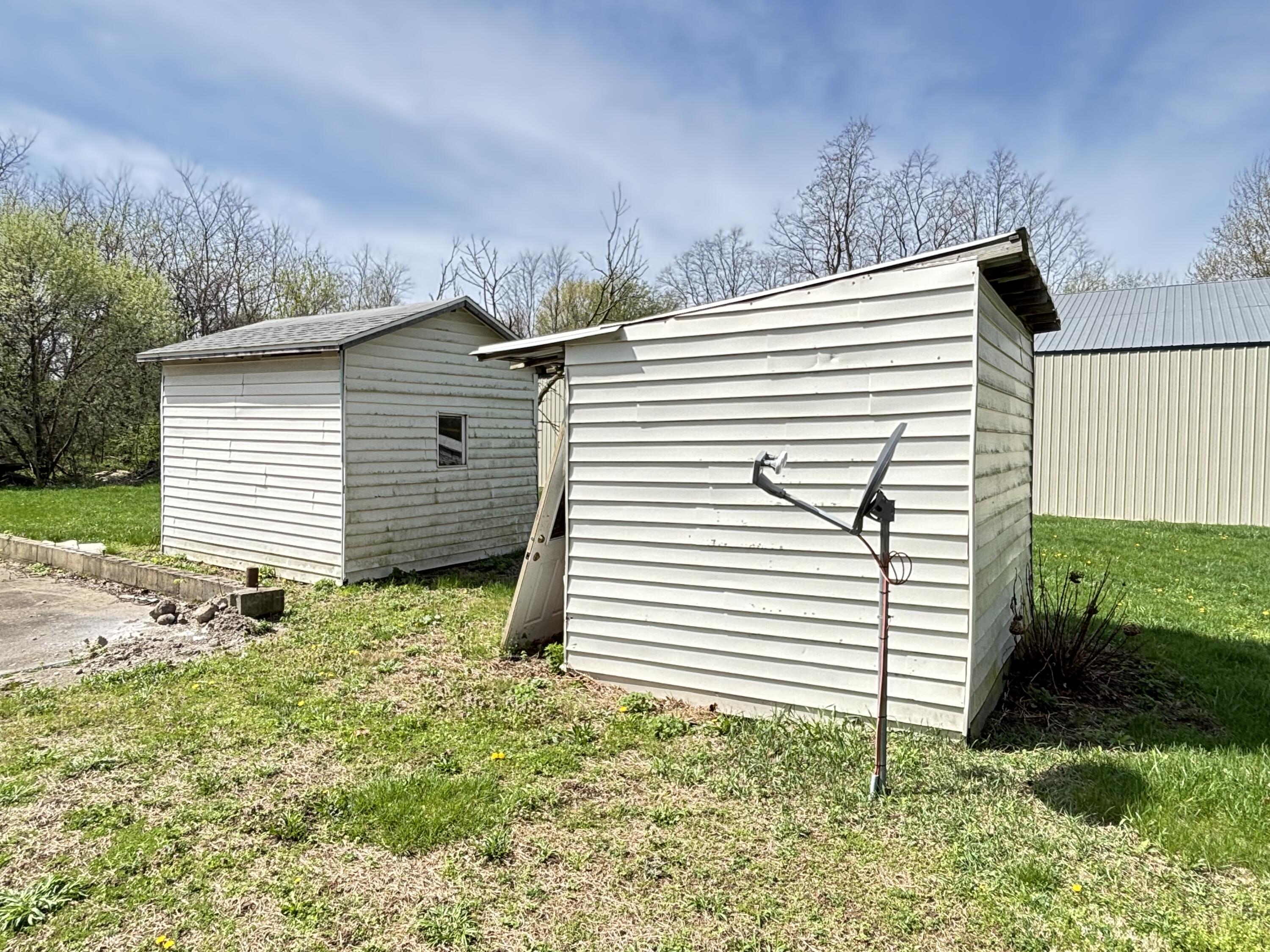 1011 East Copeland Road Montgomery, MI 49255 - Photo 6 of 24 Photo Apr 17 2026, 12 25 19 PM