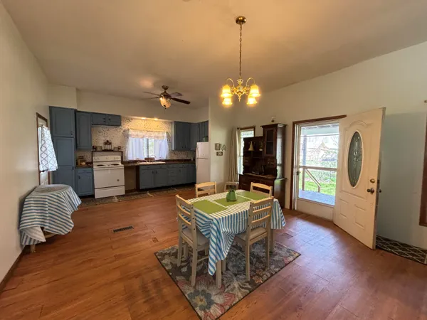 $99,000 | 1011 East Copeland Road, Montgomery, MI 49255