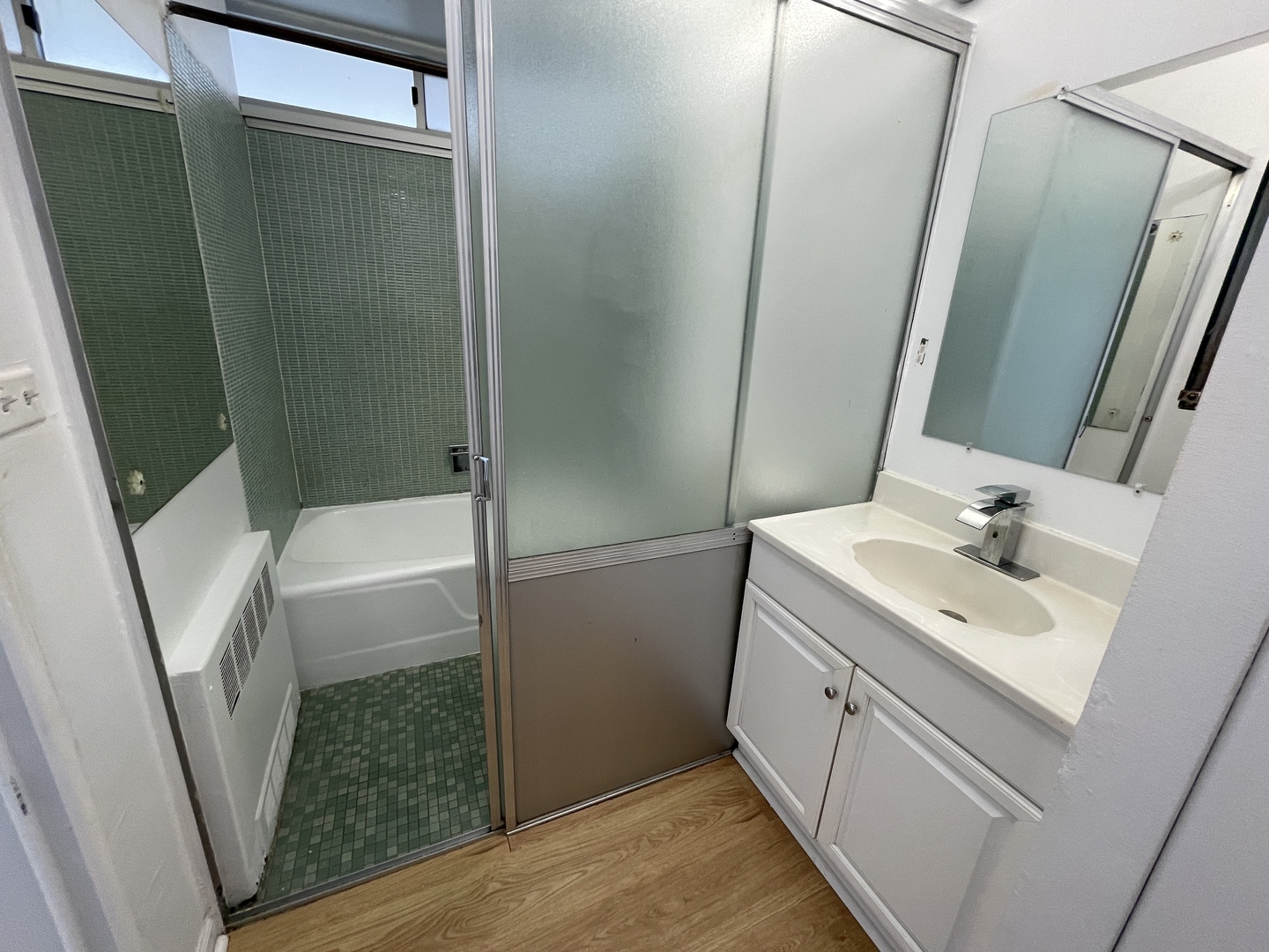 5601 North Sheridan Road, Unit 14E Chicago, IL 60660 - Photo 13 of 16